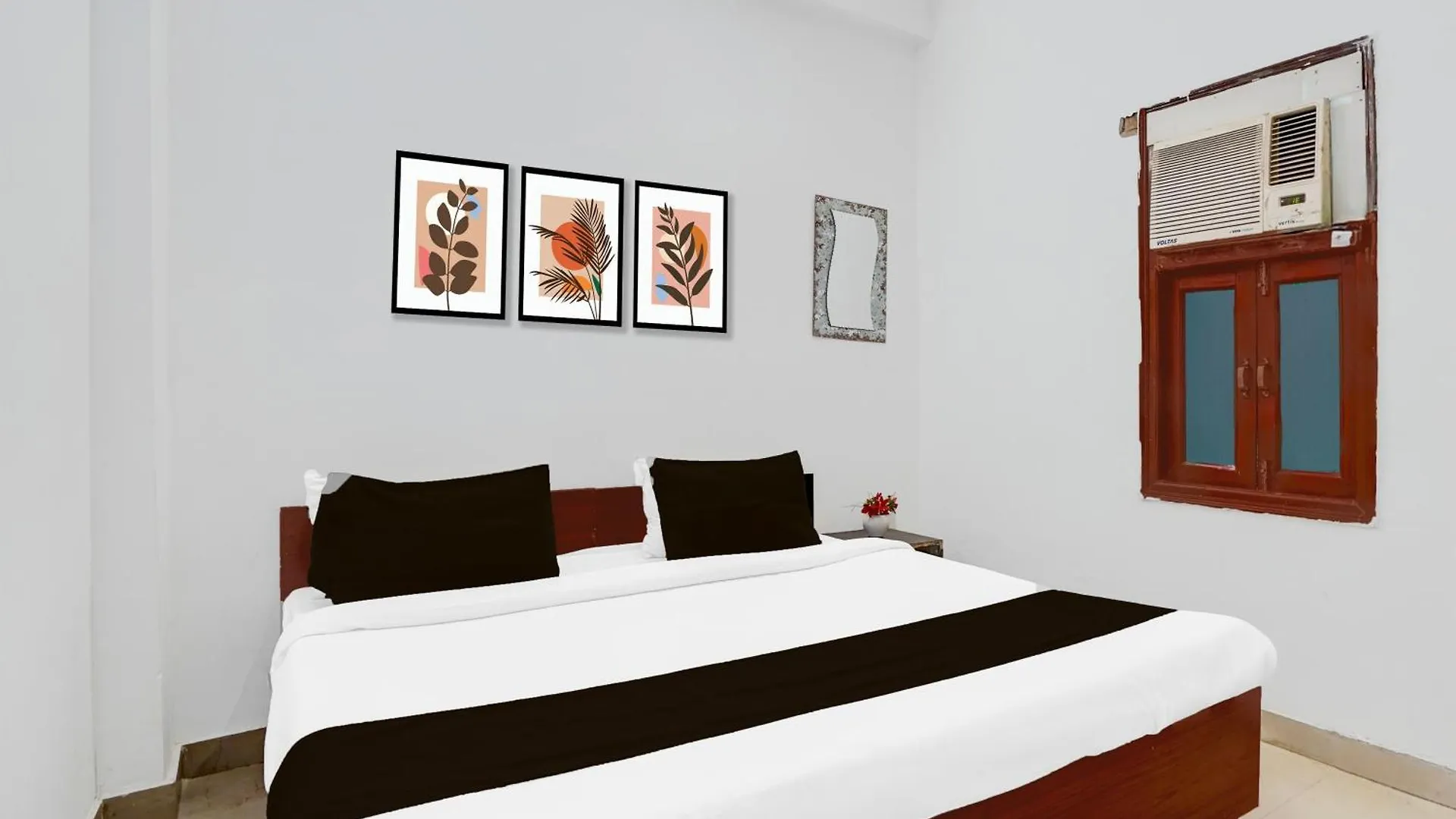 Hotel O Shilpgram Formerly Hotel Rk Palace آغْرا 3*,  الهند